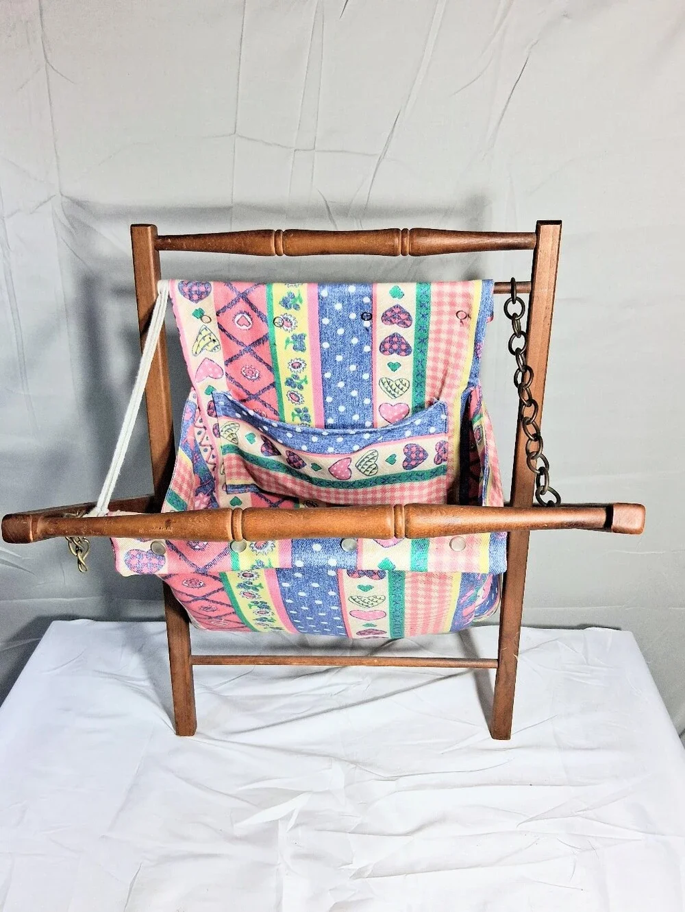 20 X 16 Vintage Folding Sewing Magazine Caddy with Inside Pocket for Accessories